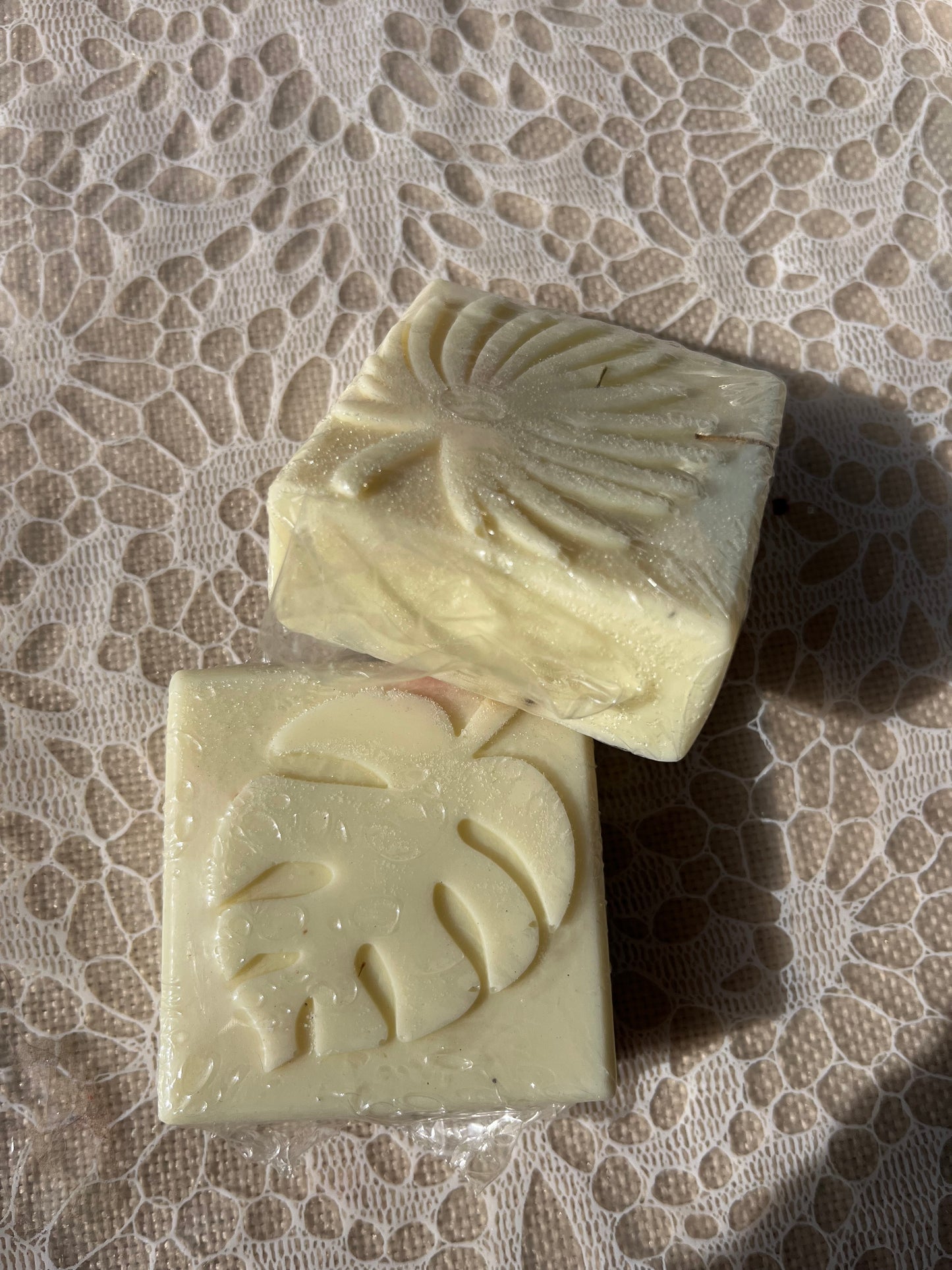 Clove, Cinnamon, Anis Goats Mill Soap